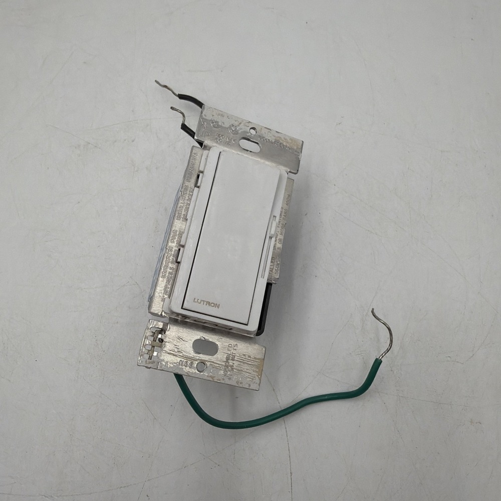 Lutron DIVA DV-600P-WH DV-600P Single-Pole Preset Dimmer Incandescent/Halogen